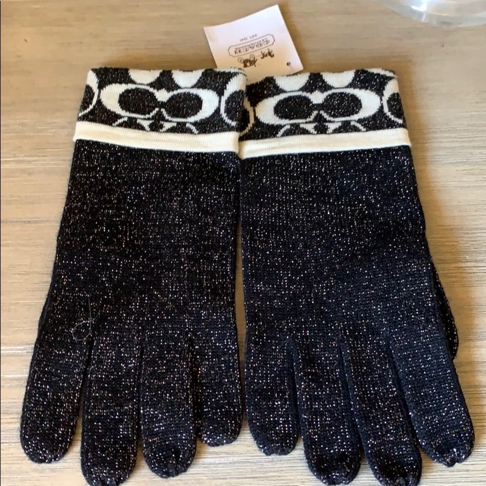 NWT coach gloves